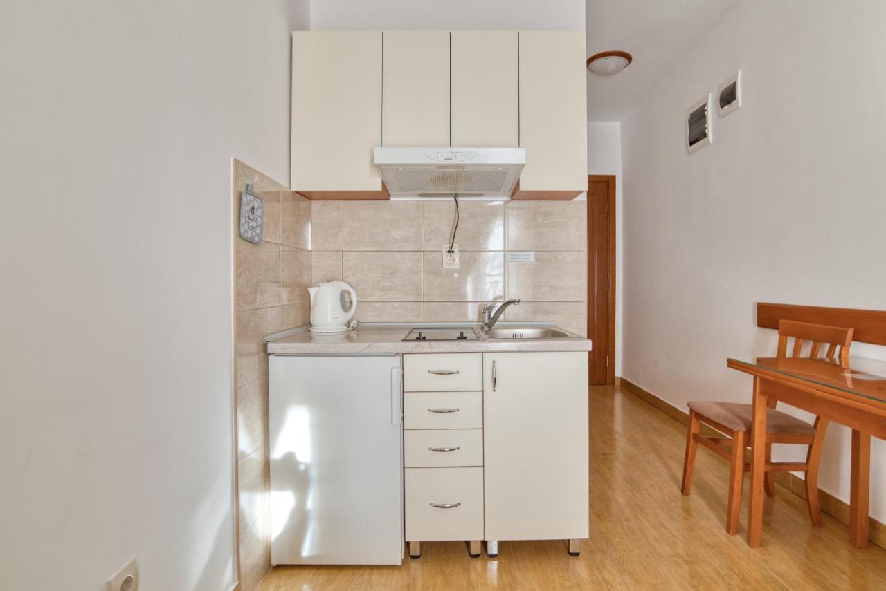 Garni Hotel Milica 赫尔采格诺维 外观 照片