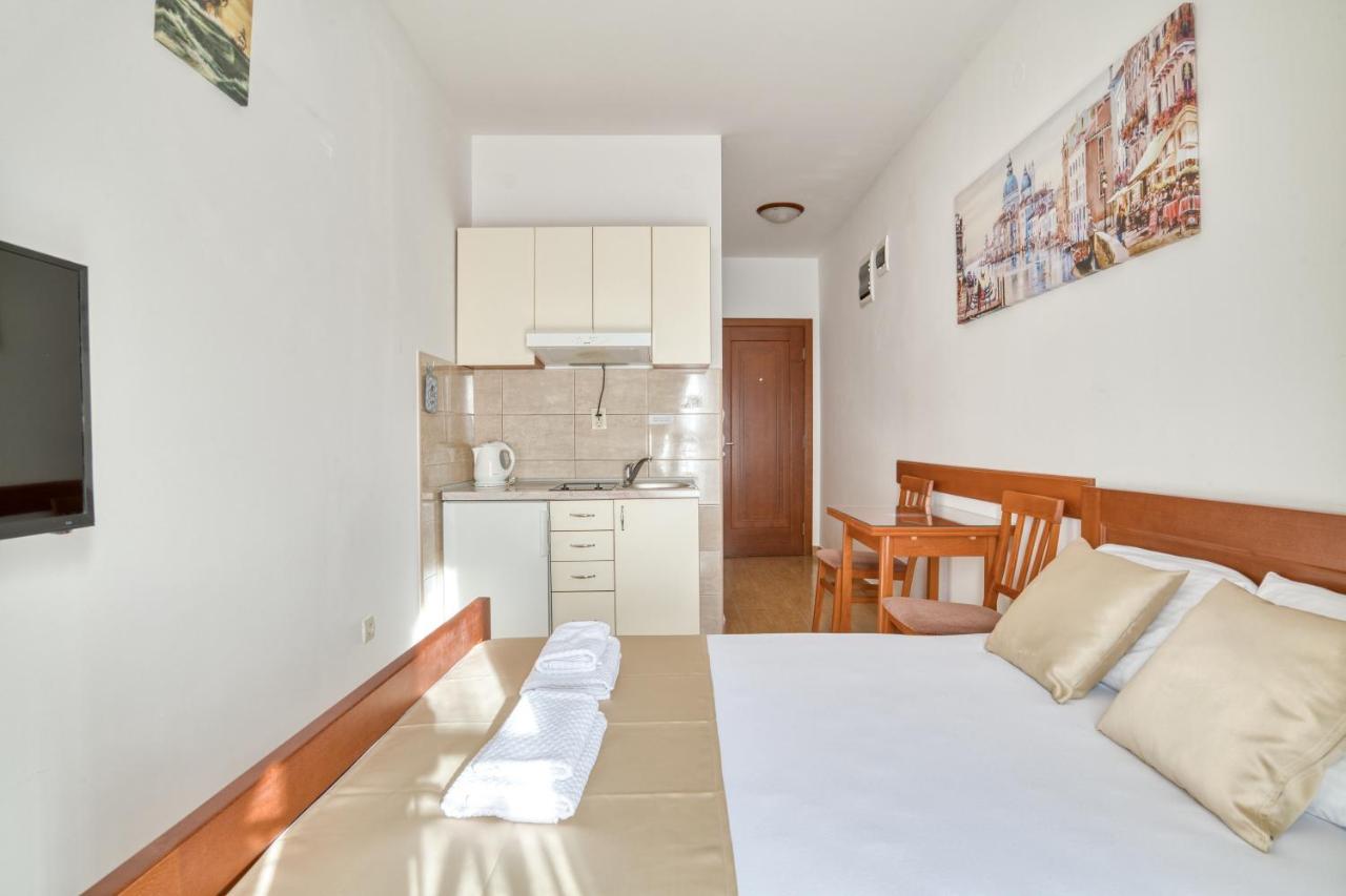 Garni Hotel Milica 赫尔采格诺维 外观 照片