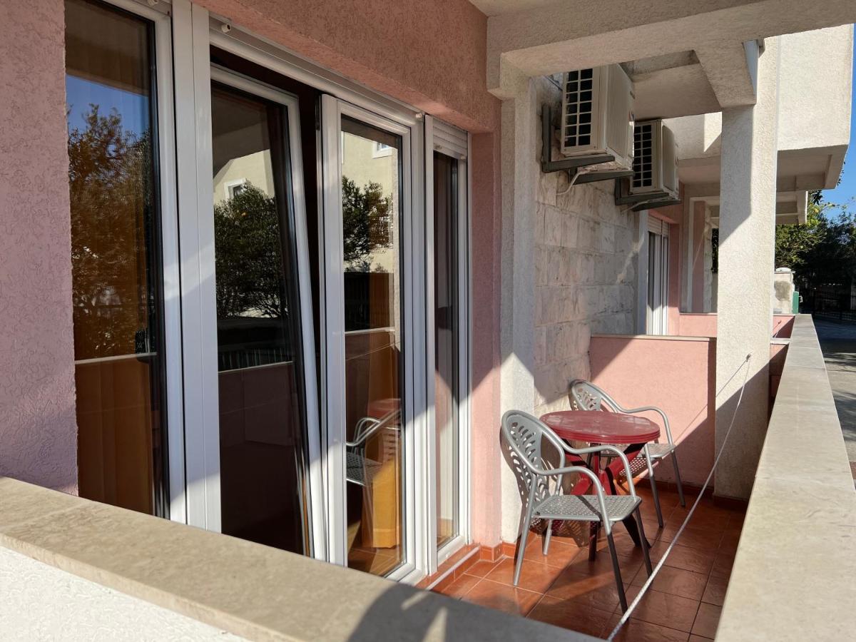 Garni Hotel Milica 赫尔采格诺维 外观 照片