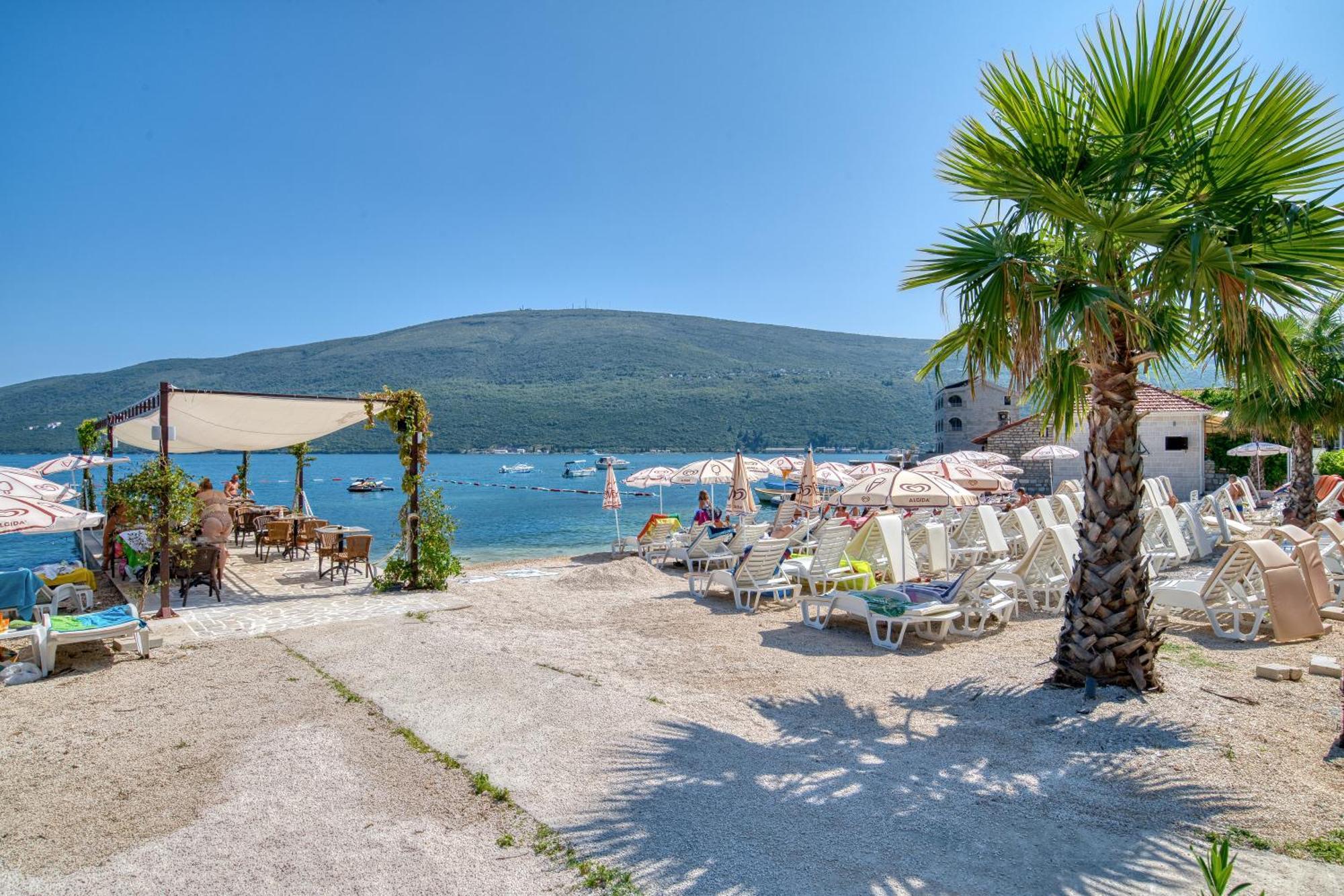 Garni Hotel Milica 赫尔采格诺维 外观 照片