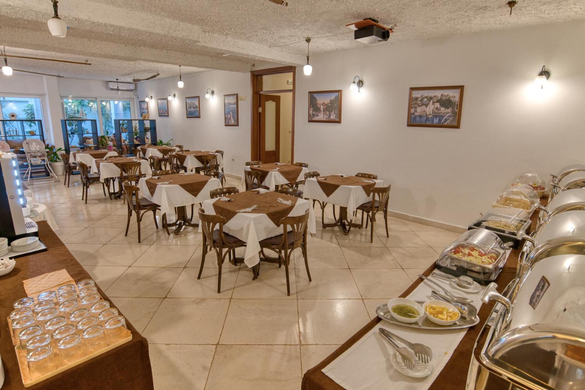 Garni Hotel Milica 赫尔采格诺维 外观 照片