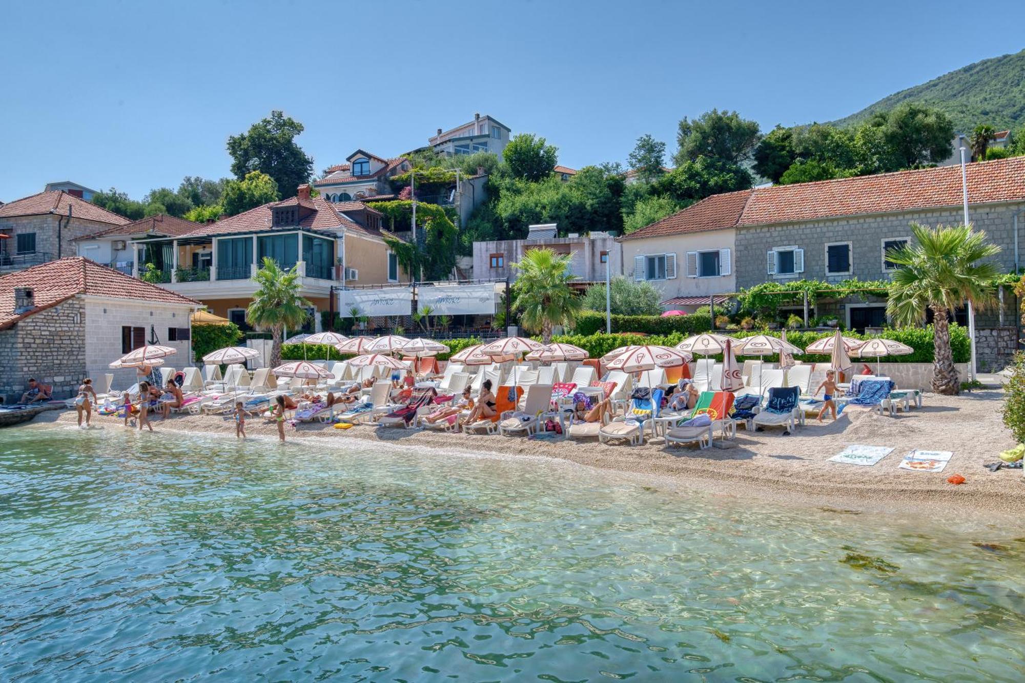 Garni Hotel Milica 赫尔采格诺维 外观 照片