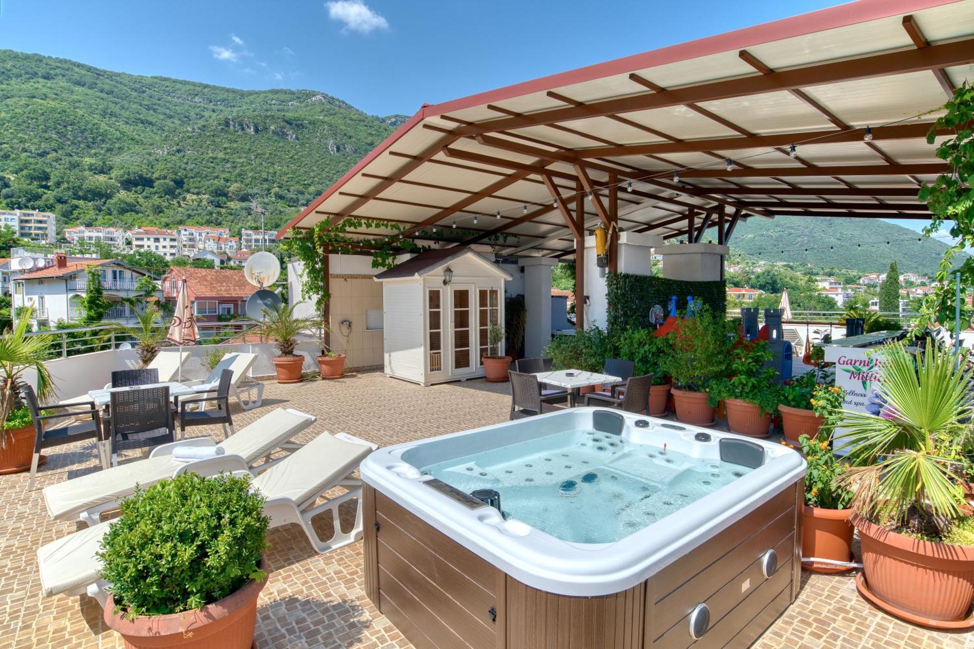 Garni Hotel Milica 赫尔采格诺维 外观 照片