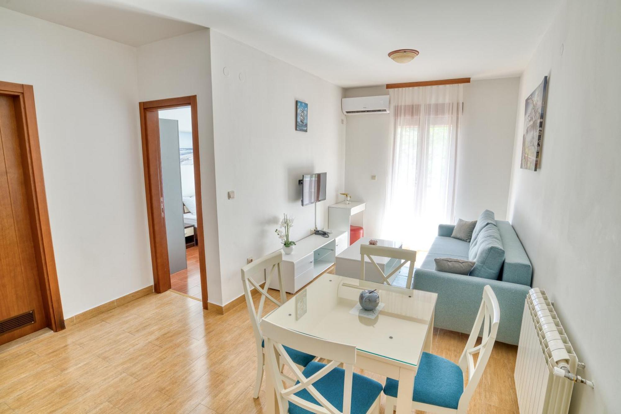 Garni Hotel Milica 赫尔采格诺维 外观 照片