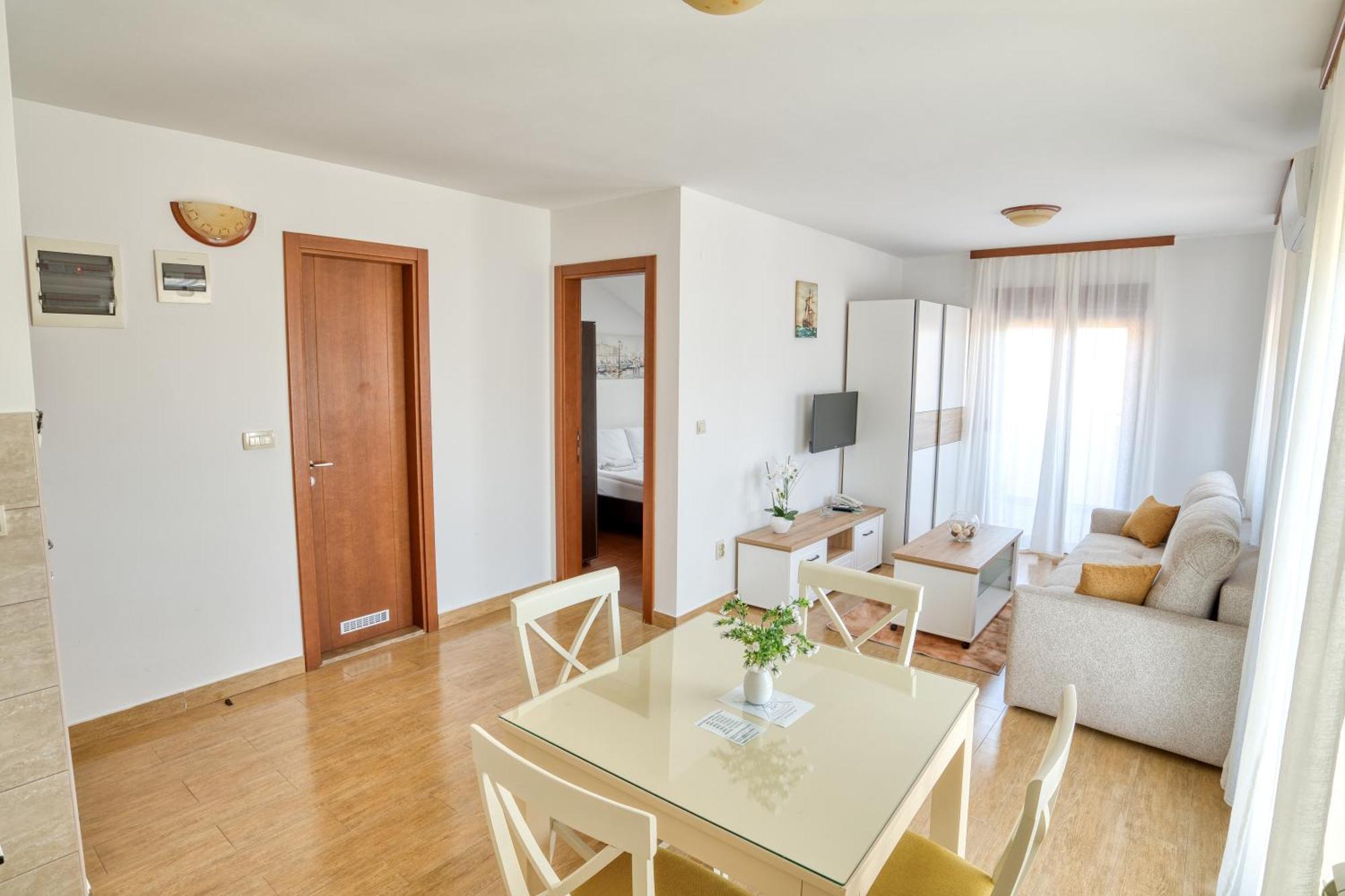 Garni Hotel Milica 赫尔采格诺维 外观 照片